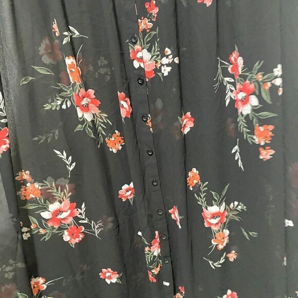 Torrid Women's Roll Tab Sleeve Challis Button Front Maxi Dress Floral 2S Black - Picture 4 of 7